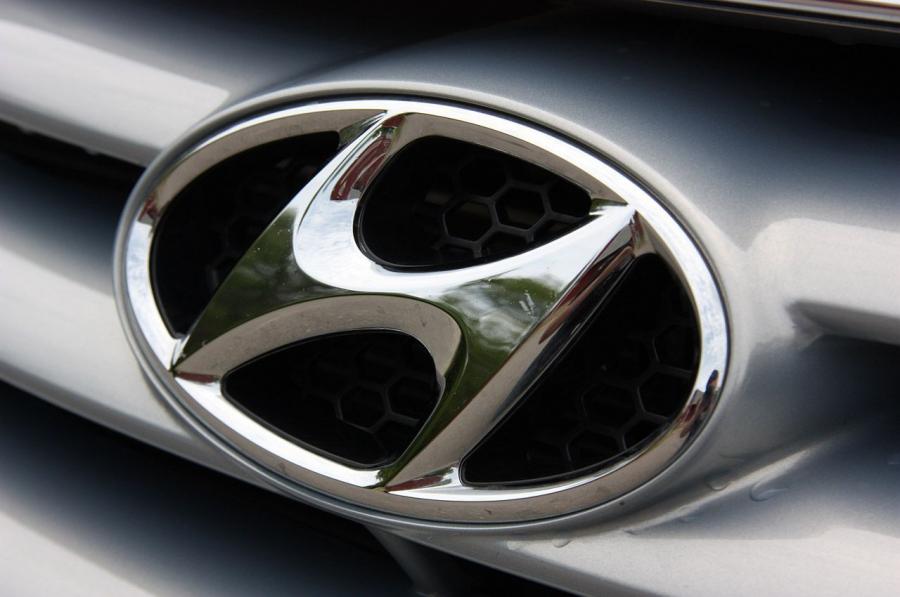  Hyundai Sonata GLS 2011 года  (фото 39 из 41)